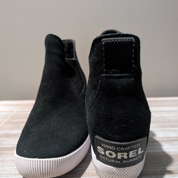SOREL Out N About Slip-On Wedge Booties Black Suede Sneaker Ankle Boots Size 6 - Picture 3 of 15